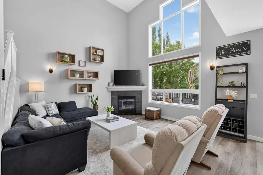 21 Morningside Bay SW Airdrie AB T4B0K6
