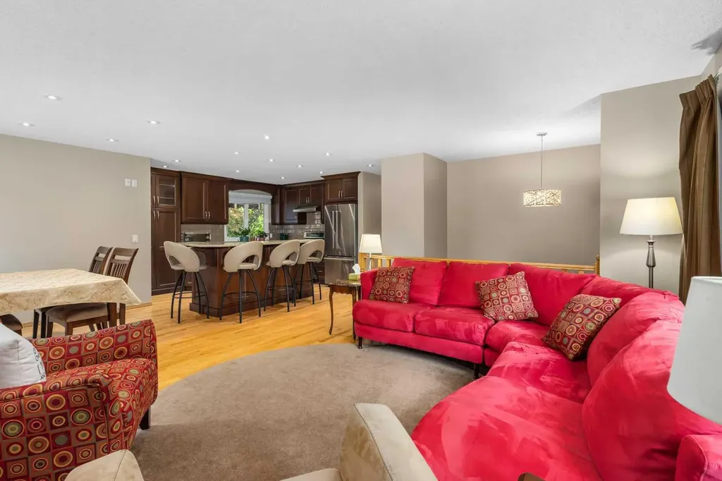 2708 48 Street NE Calgary AB T1Y 1H1