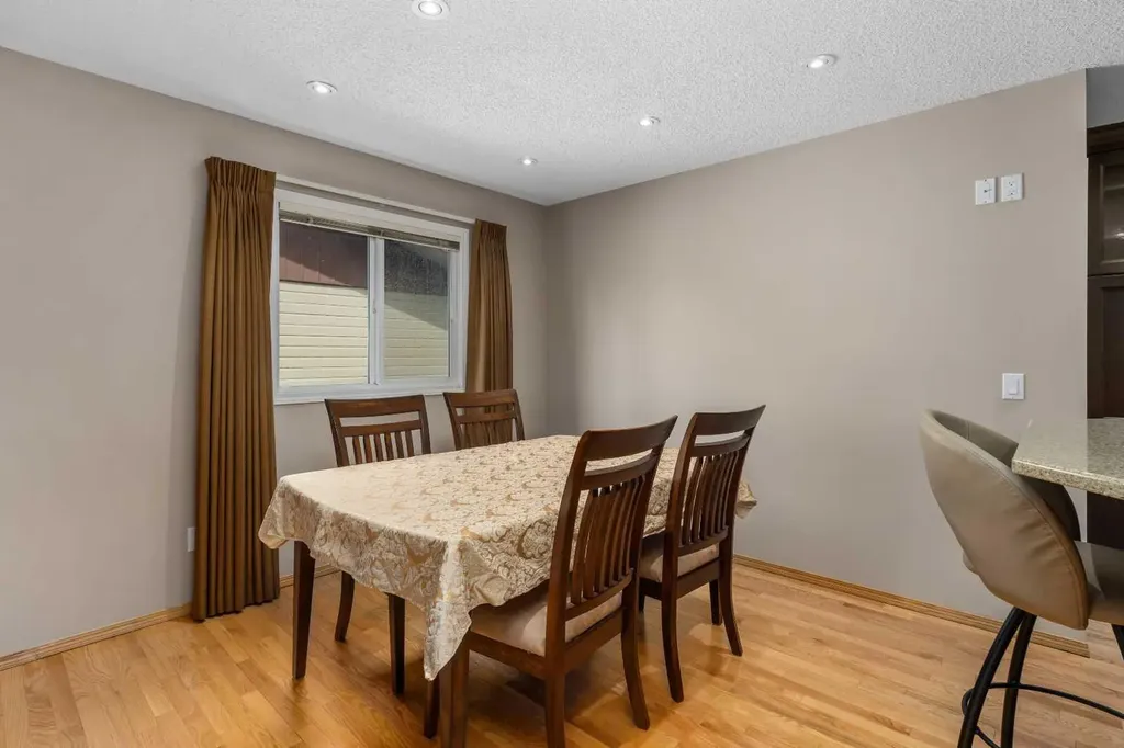 2708 48 Street NE Calgary AB T1Y 1H1