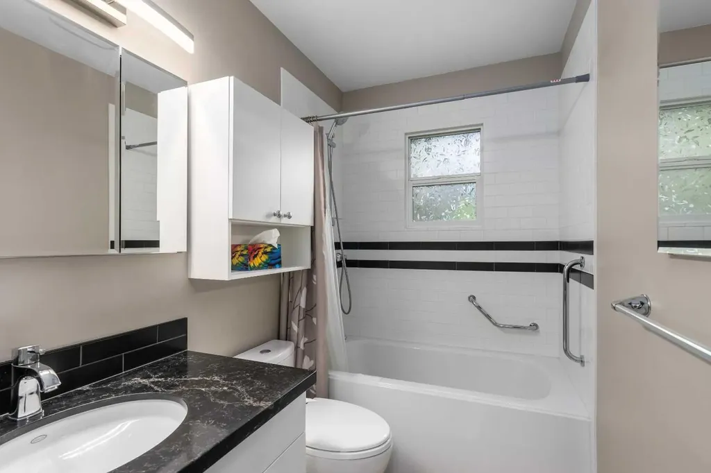 2708 48 Street NE Calgary AB T1Y 1H1