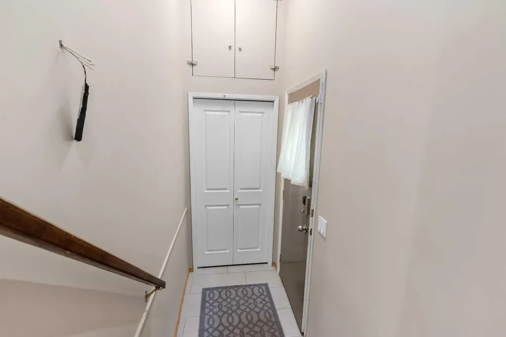 2708 48 Street NE Calgary AB T1Y 1H1