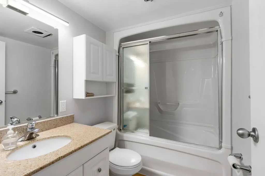 2708 48 Street NE Calgary AB T1Y 1H1