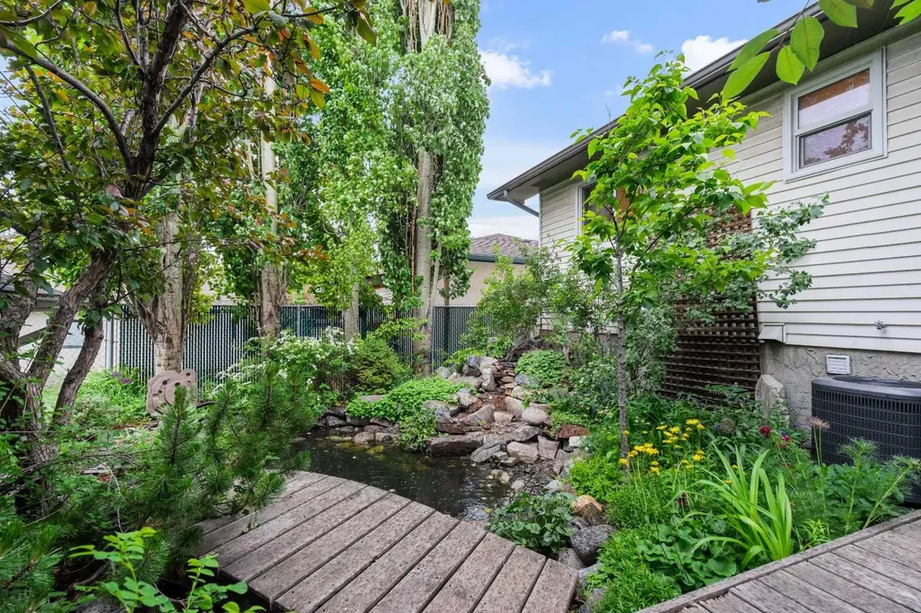 2708 48 Street NE Calgary AB T1Y 1H1