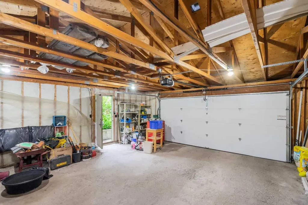 2708 48 Street NE Calgary AB T1Y 1H1