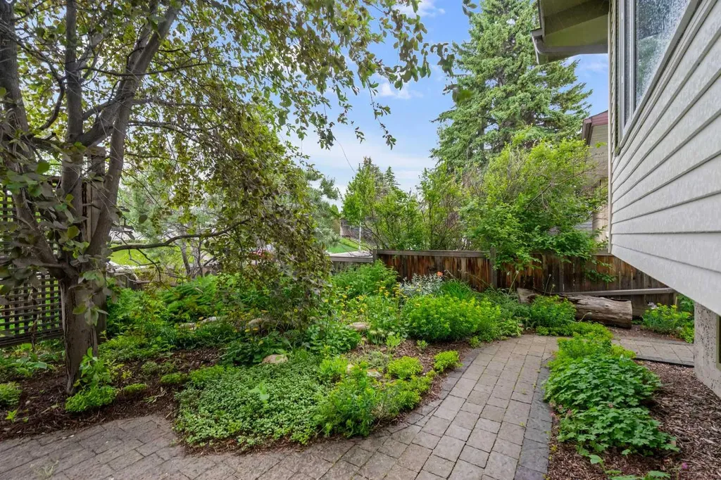 2708 48 Street NE Calgary AB T1Y 1H1