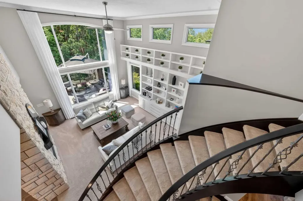 50 Spring Valley Place SW Calgary AB T3H 4V1