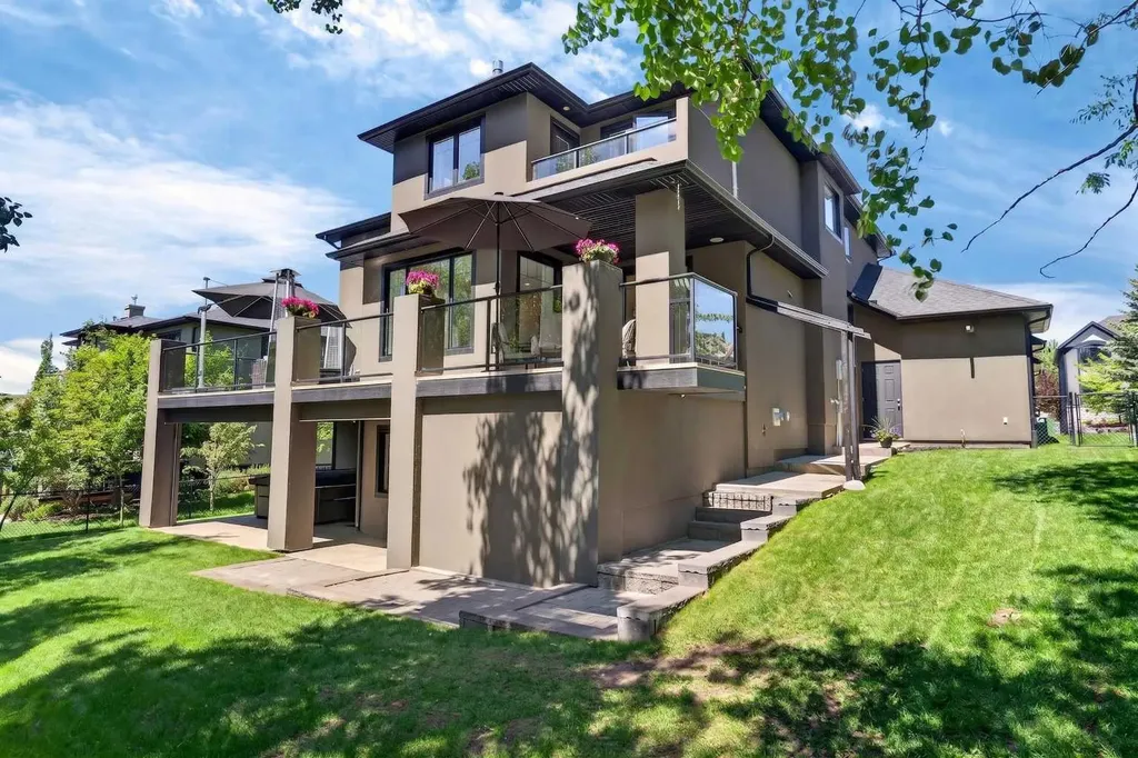 50 Spring Valley Place SW Calgary AB T3H 4V1