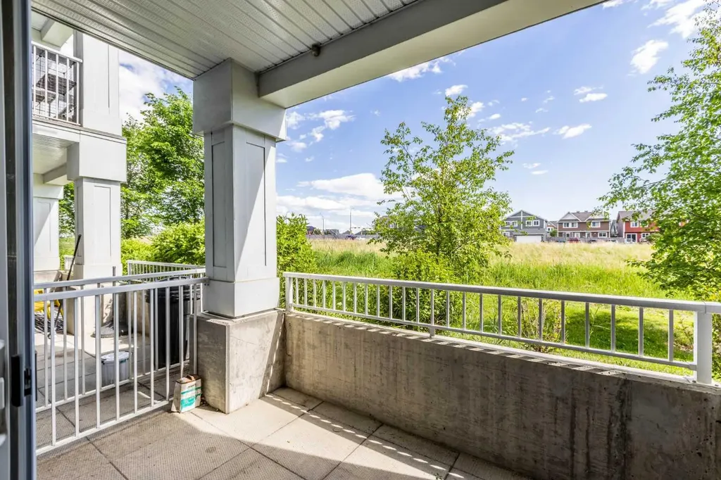 300 Auburn Meadows Common SE Calgary AB T3M3E7