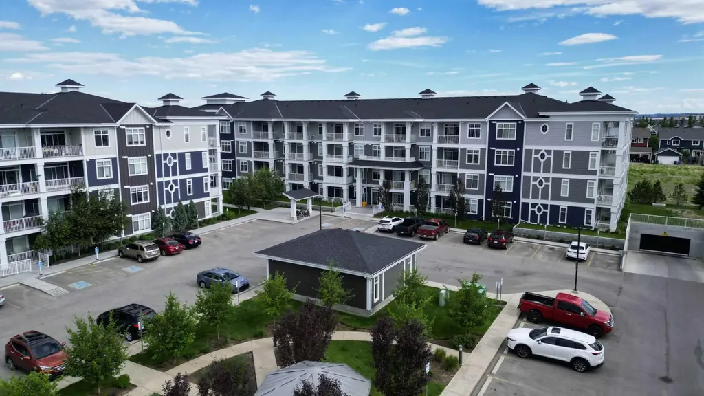 300 Auburn Meadows Common SE Calgary AB T3M3E7