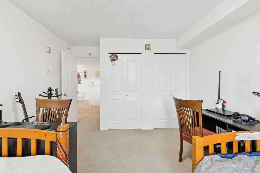 12 Cimarron Common Okotoks AB T1S 2G1
