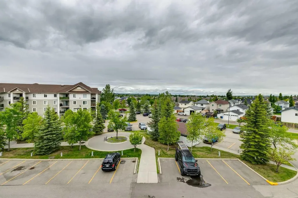 12 Cimarron Common Okotoks AB T1S 2G1