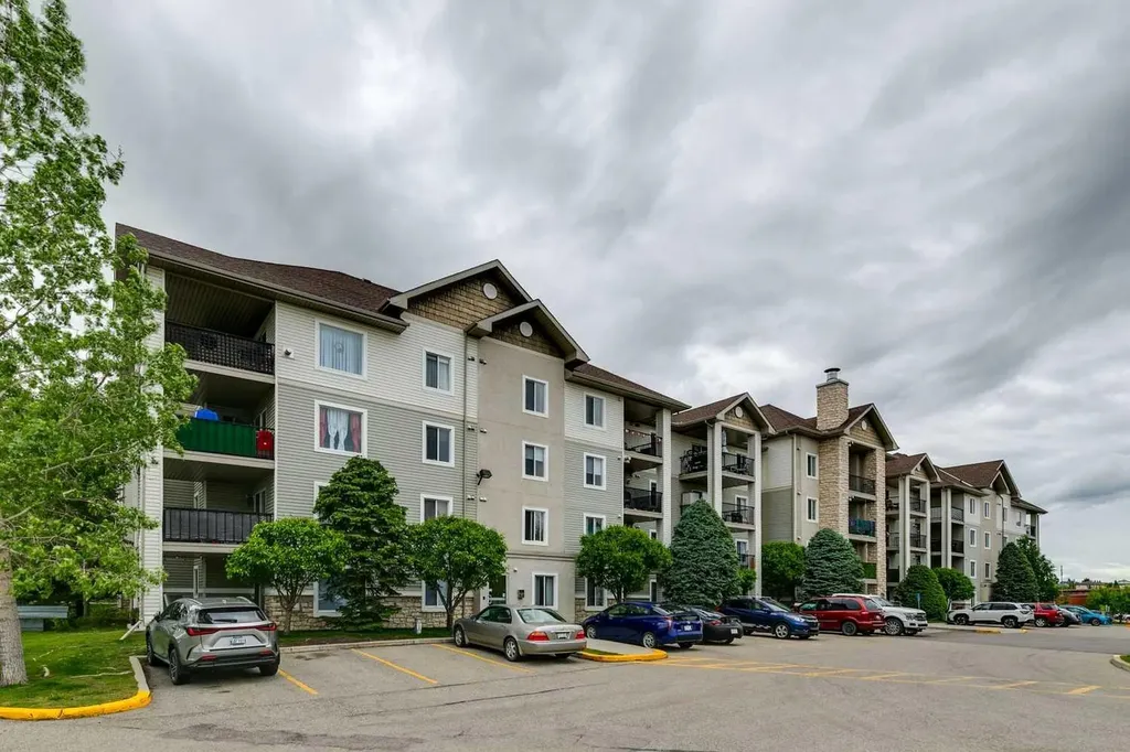 12 Cimarron Common Okotoks AB T1S 2G1
