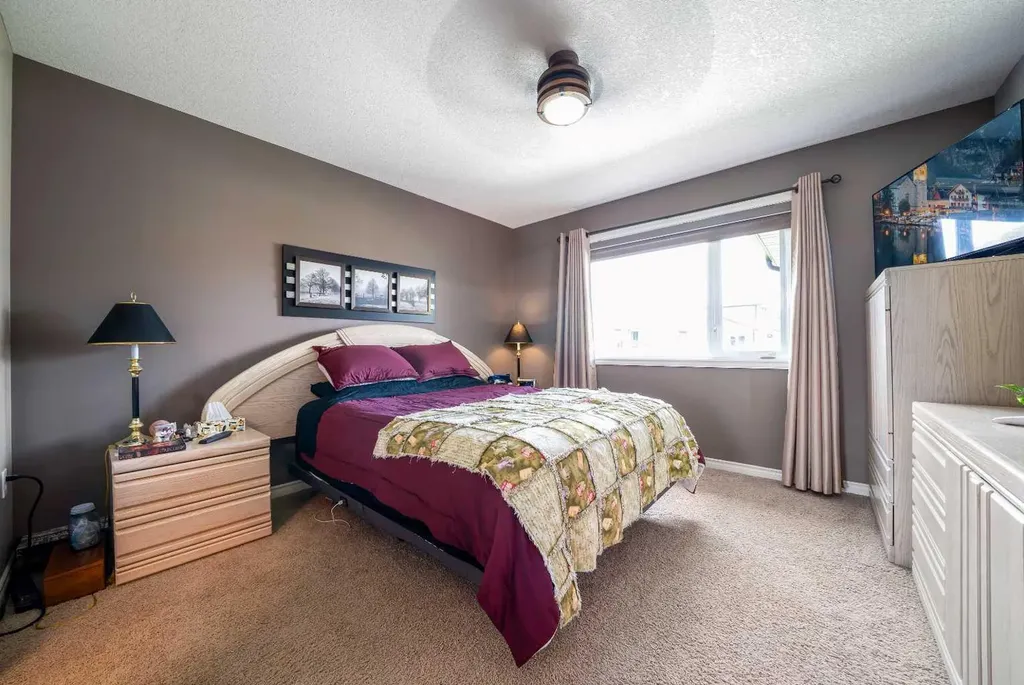 47 Sierra Lane SW Medicine Hat AB T1B 0A7