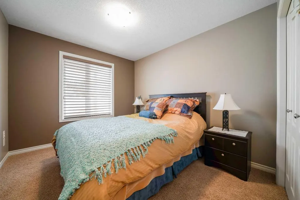 47 Sierra Lane SW Medicine Hat AB T1B 0A7