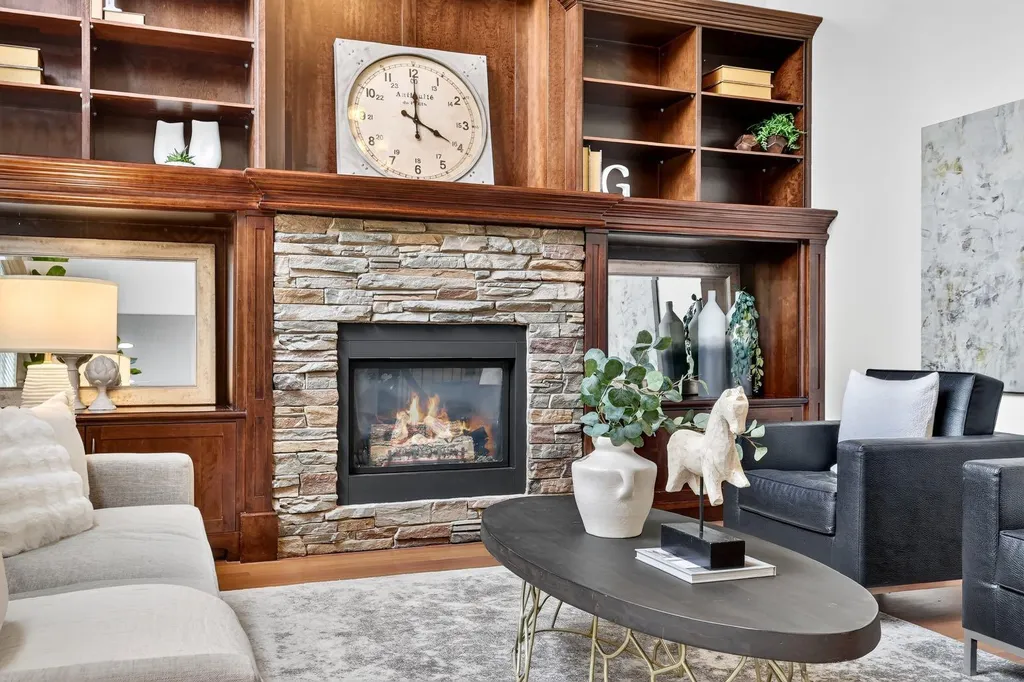30 Aspen Meadows Park SW Calgary AB T3H 5Z7