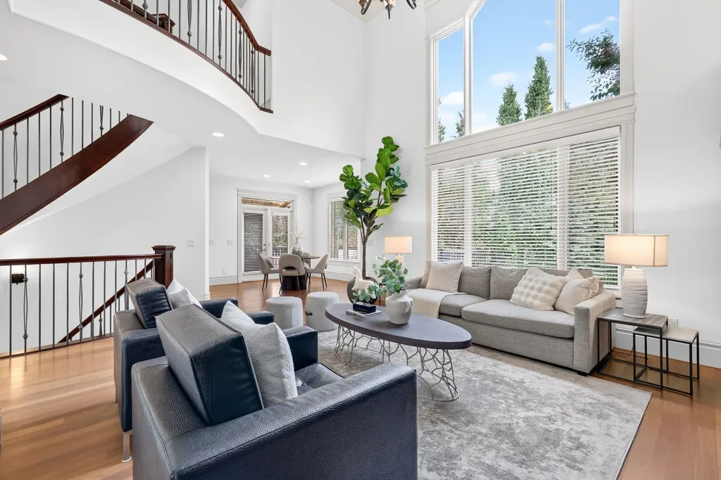 30 Aspen Meadows Park SW Calgary AB T3H 5Z7