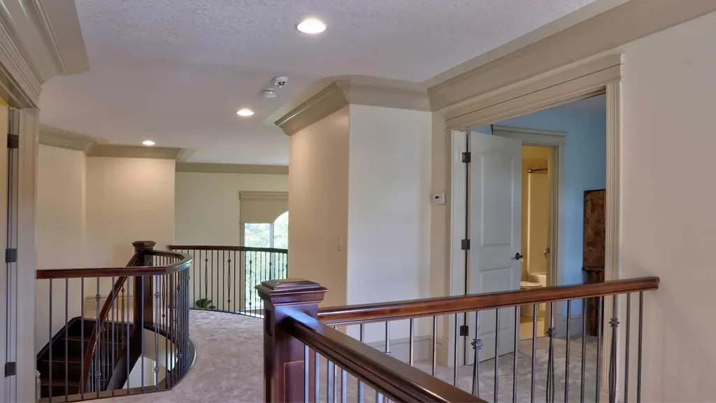 30 Aspen Meadows Park SW Calgary AB T3H 5Z7