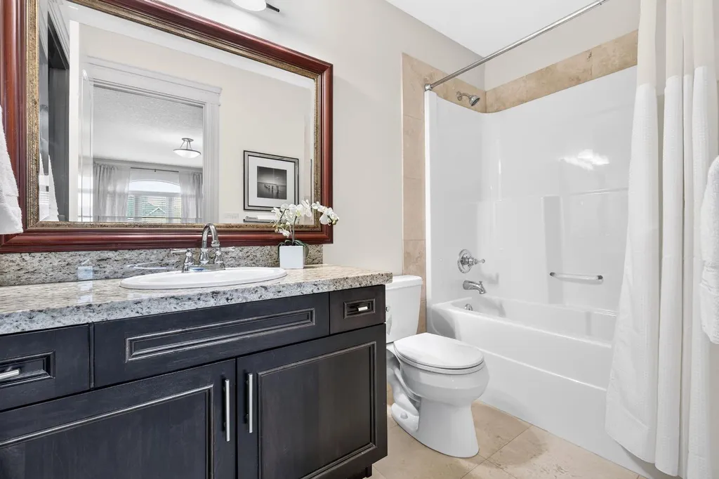 30 Aspen Meadows Park SW Calgary AB T3H 5Z7