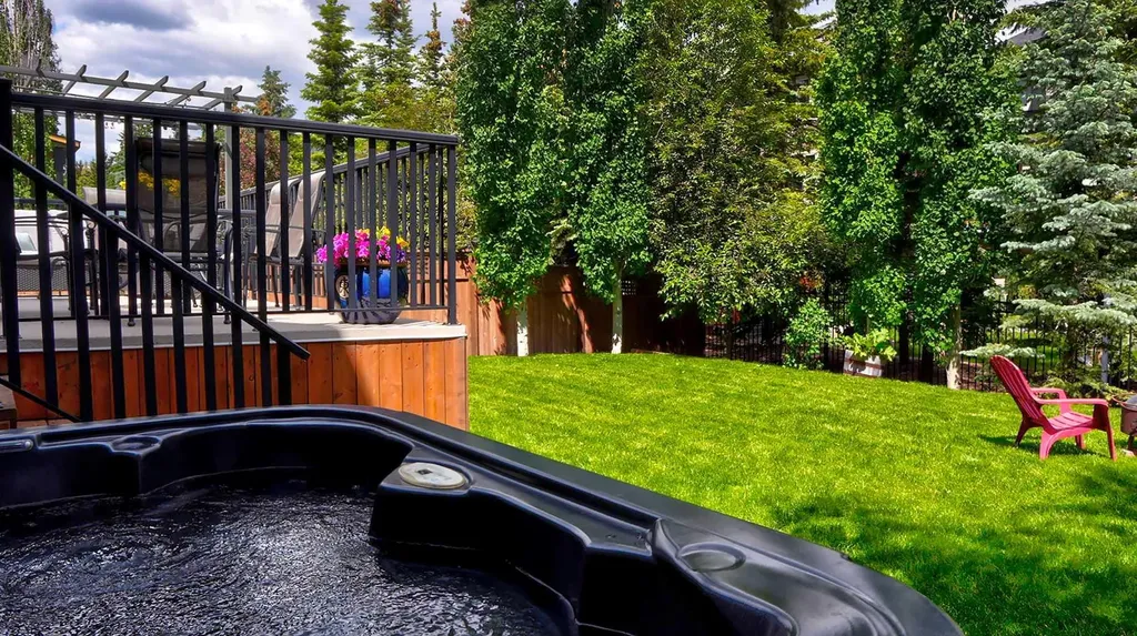 30 Aspen Meadows Park SW Calgary AB T3H 5Z7