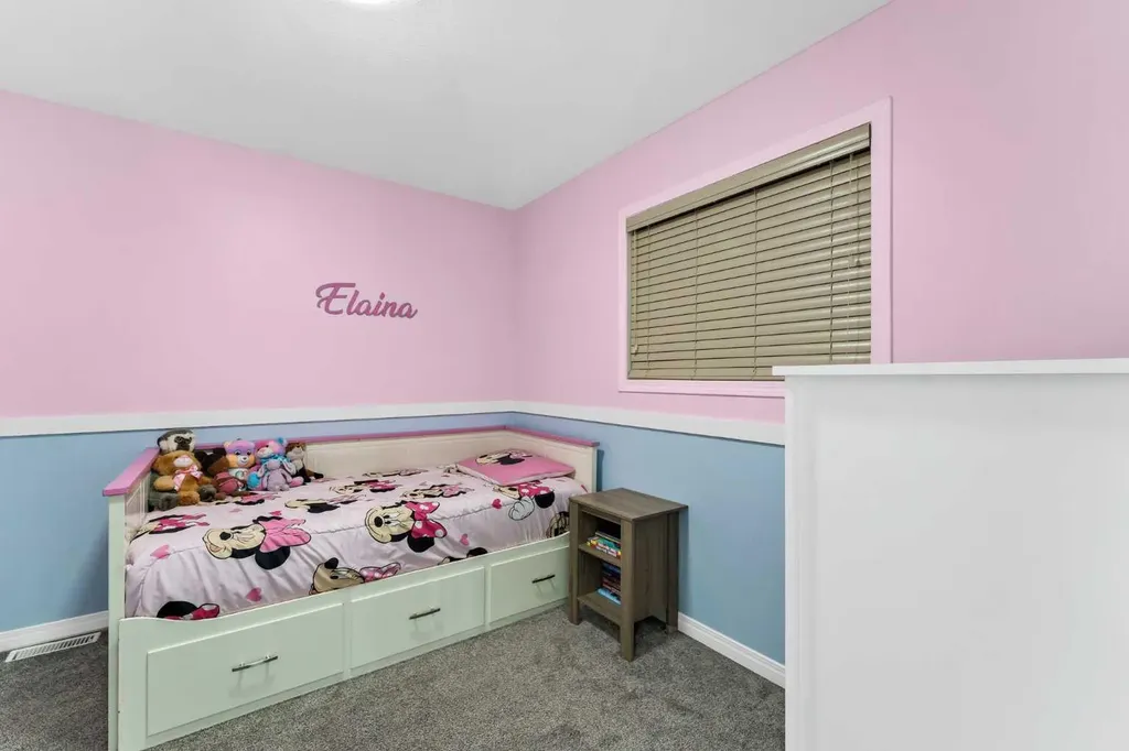 70 Sunrise Street SW Medicine Hat AB T1B 4N9