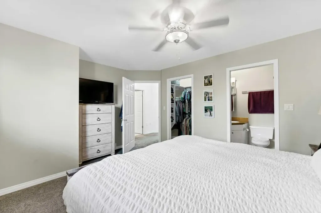 70 Sunrise Street SW Medicine Hat AB T1B 4N9