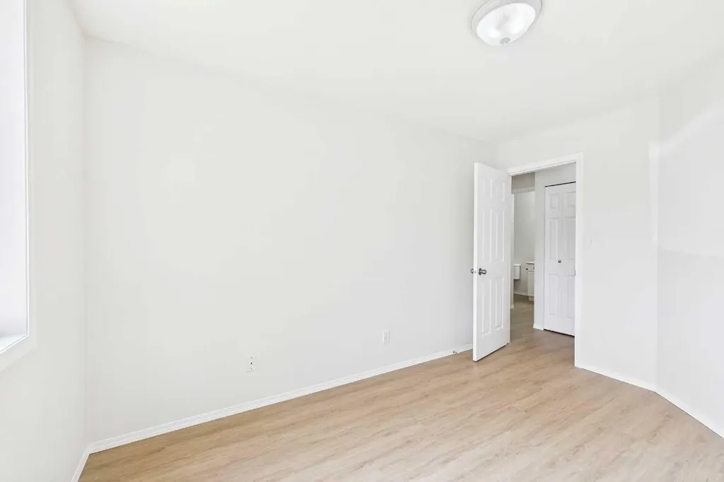 616 19 Street SE High River AB T1V 1T1