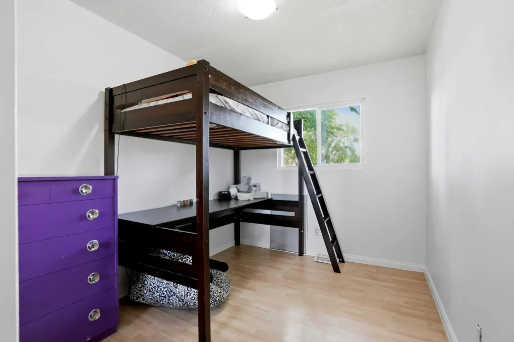 5048 Whitestone Way NE Calgary AB T1Y 1T1