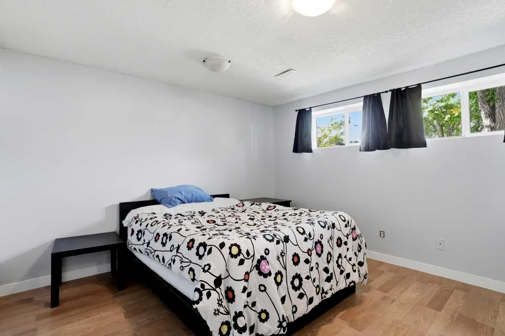 5048 Whitestone Way NE Calgary AB T1Y 1T1