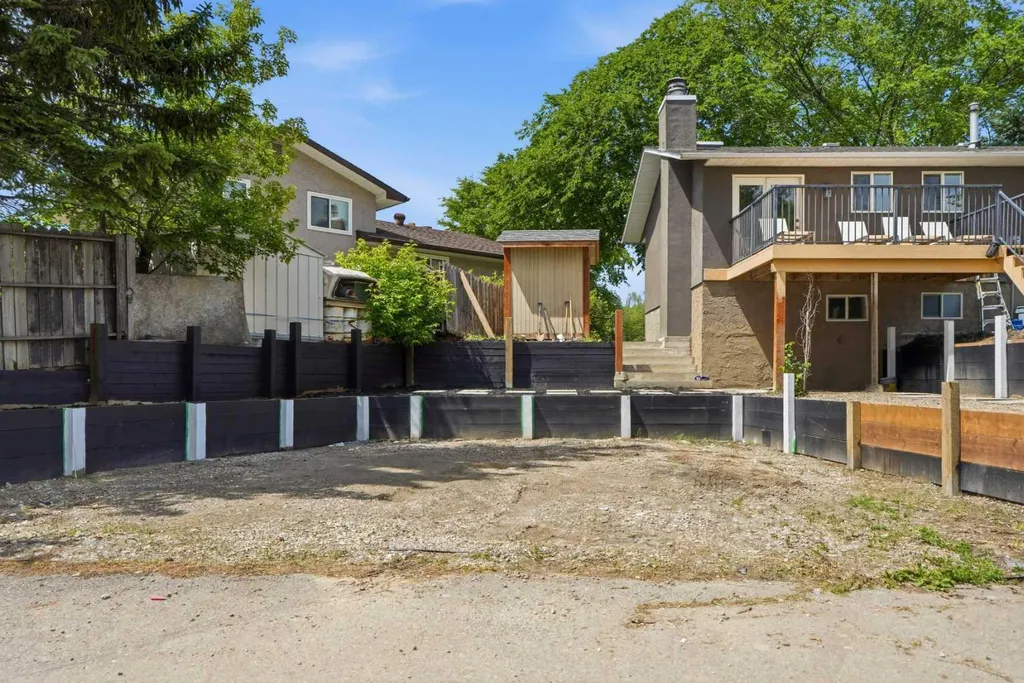 5048 Whitestone Way NE Calgary AB T1Y 1T1