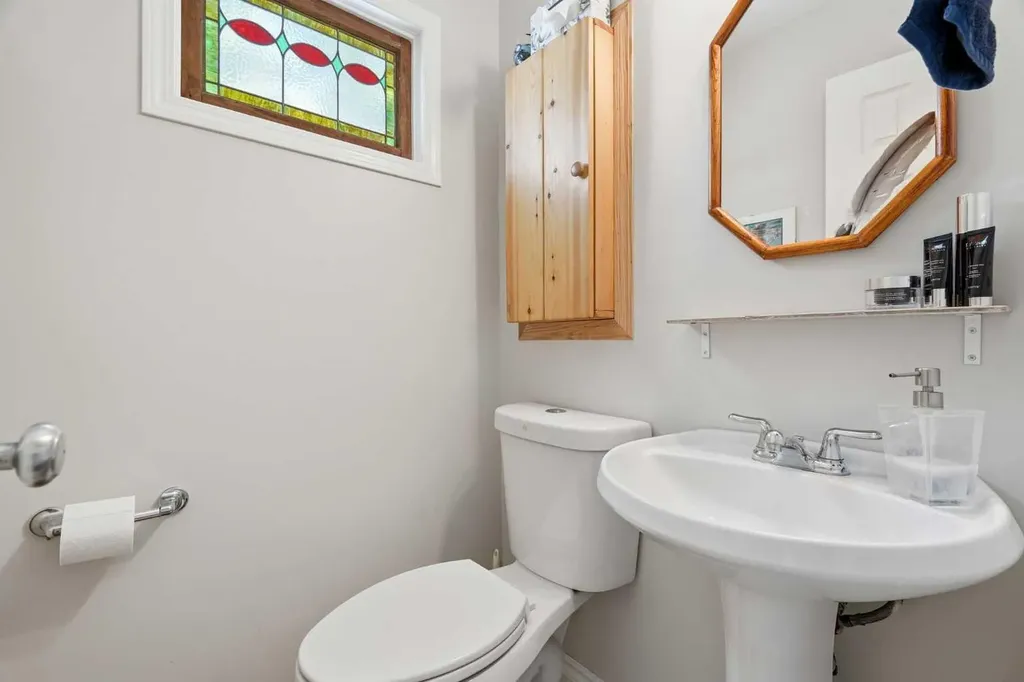226 Edgar Avenue NW Diamond Valley AB T0L0H0