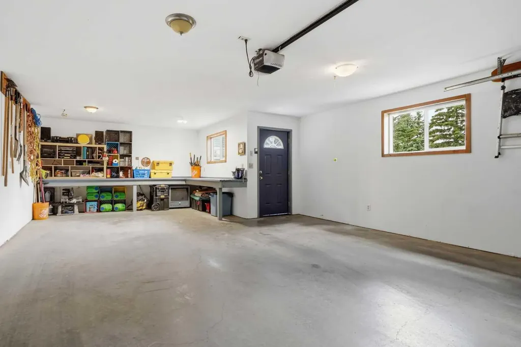 226 Edgar Avenue NW Diamond Valley AB T0L0H0