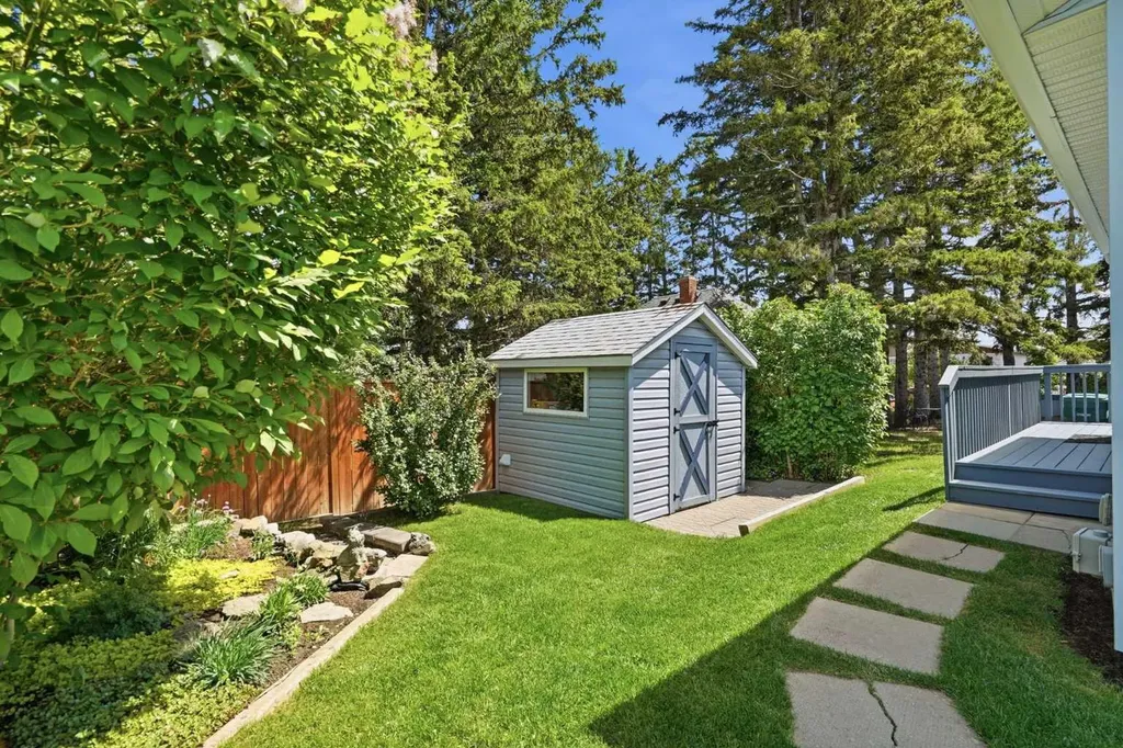 226 Edgar Avenue NW Diamond Valley AB T0L0H0