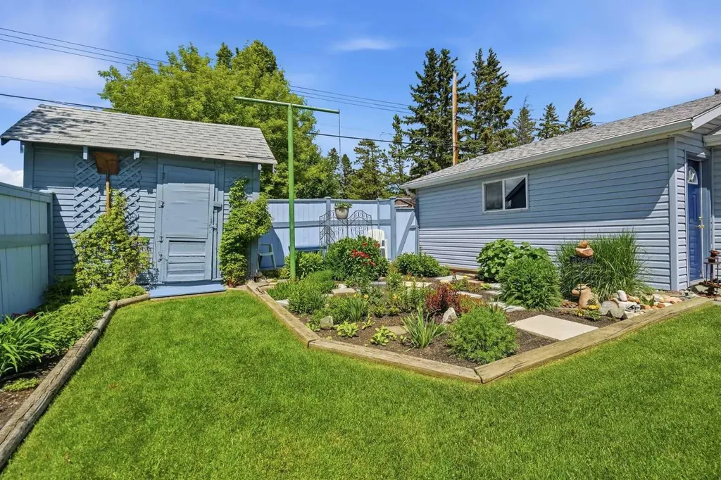 226 Edgar Avenue NW Diamond Valley AB T0L0H0