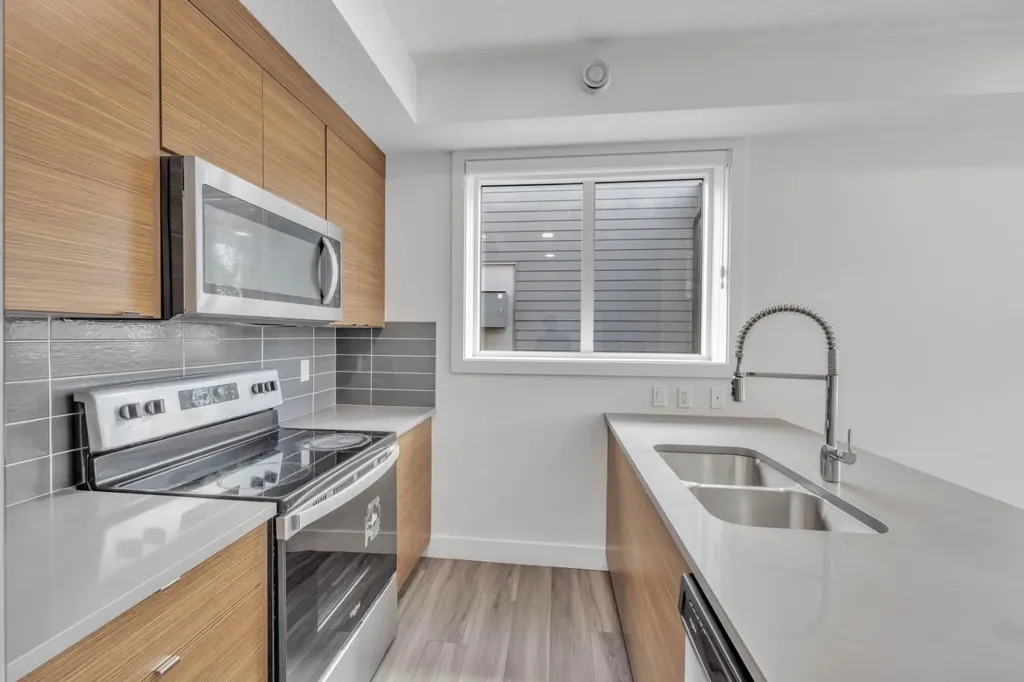 19625 45 Street SE Calgary AB T3M 3A7