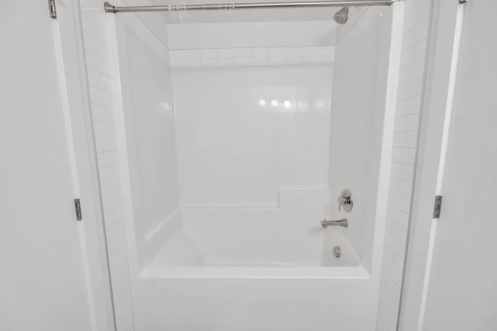 19625 45 Street SE Calgary AB T3M 3A7