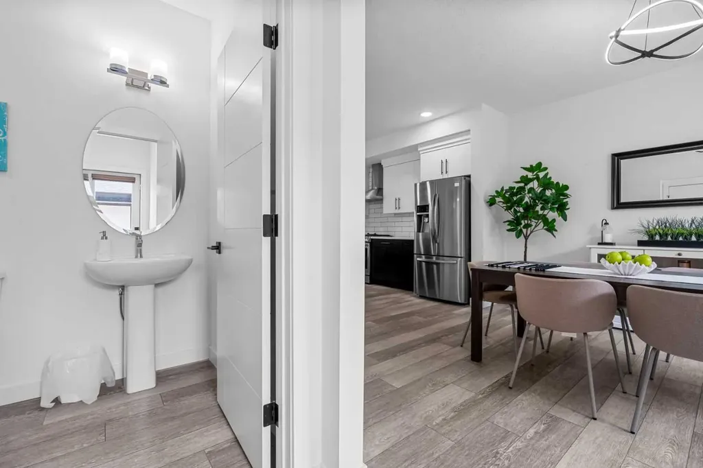 37 Legacy Glen Point SE Calgary AB T2X 4T2