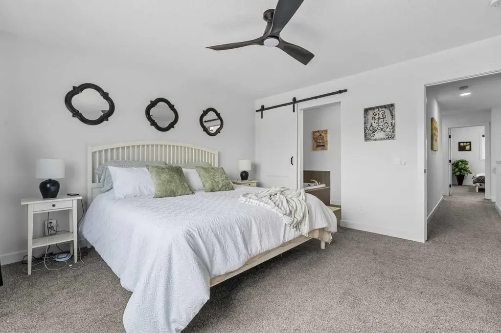 37 Legacy Glen Point SE Calgary AB T2X 4T2