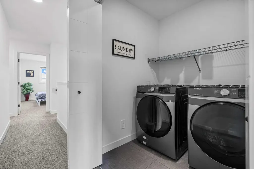 37 Legacy Glen Point SE Calgary AB T2X 4T2