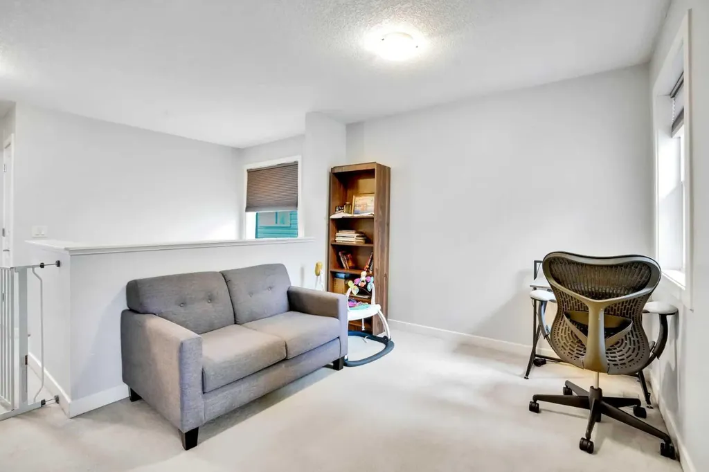 1728 Luxstone Drive SW Airdrie AB T4B 0H4
