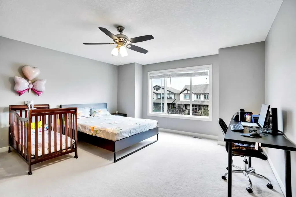 1728 Luxstone Drive SW Airdrie AB T4B 0H4