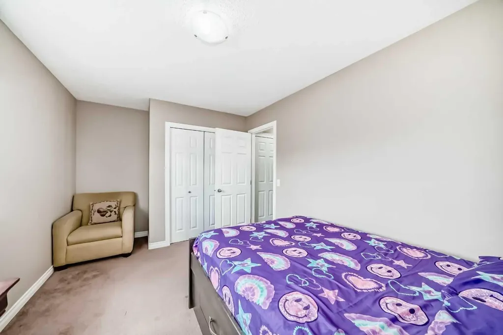95 Rockledge Terrace NW Calgary AB T3G 5R9