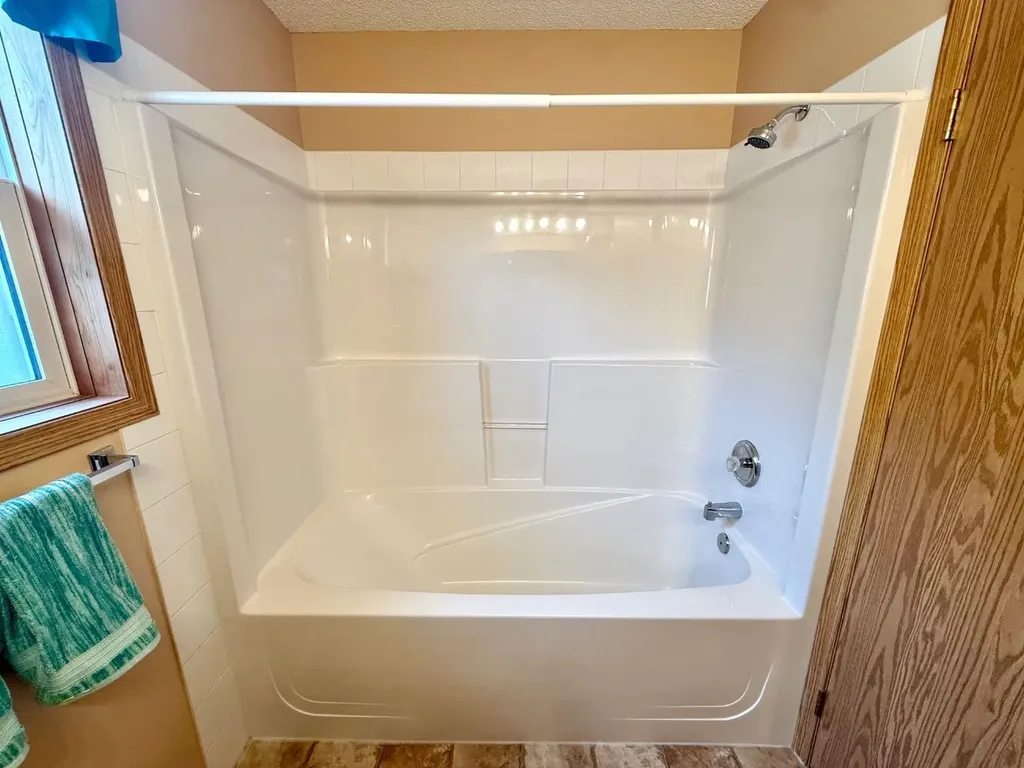408 Freeman Way NW High River AB T1V 1R2
