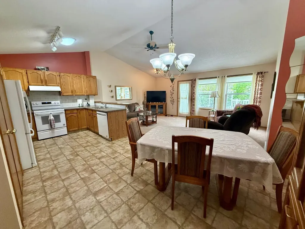 408 Freeman Way NW High River AB T1V 1R2