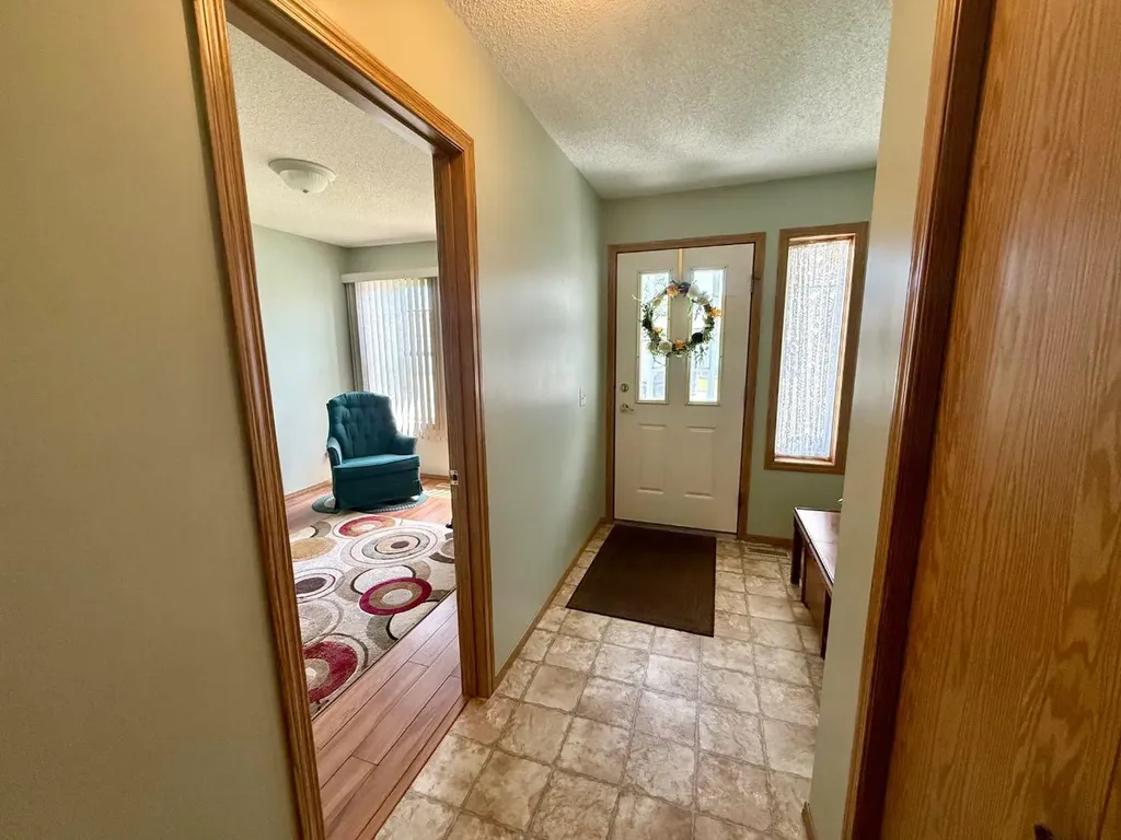 408 Freeman Way NW High River AB T1V 1R2