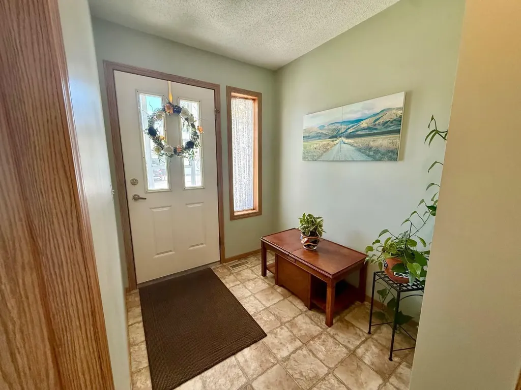408 Freeman Way NW High River AB T1V 1R2