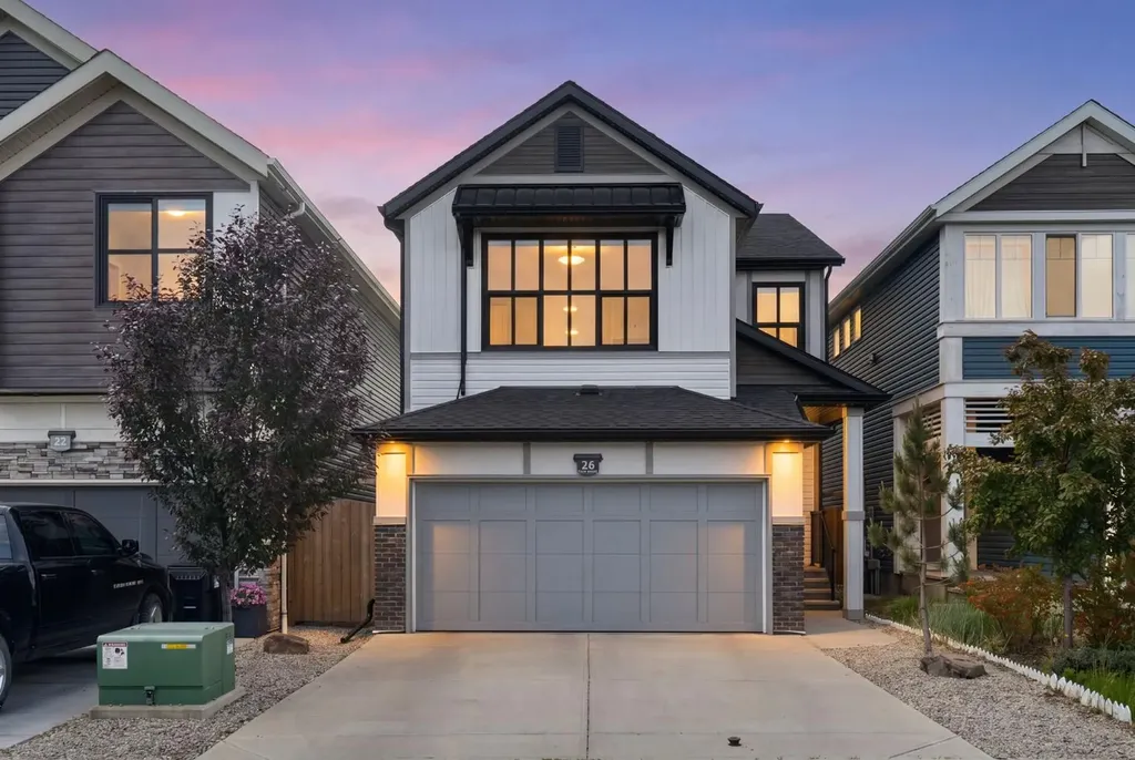 26 Seton Manor SE Calgary AB T3M 2V8
