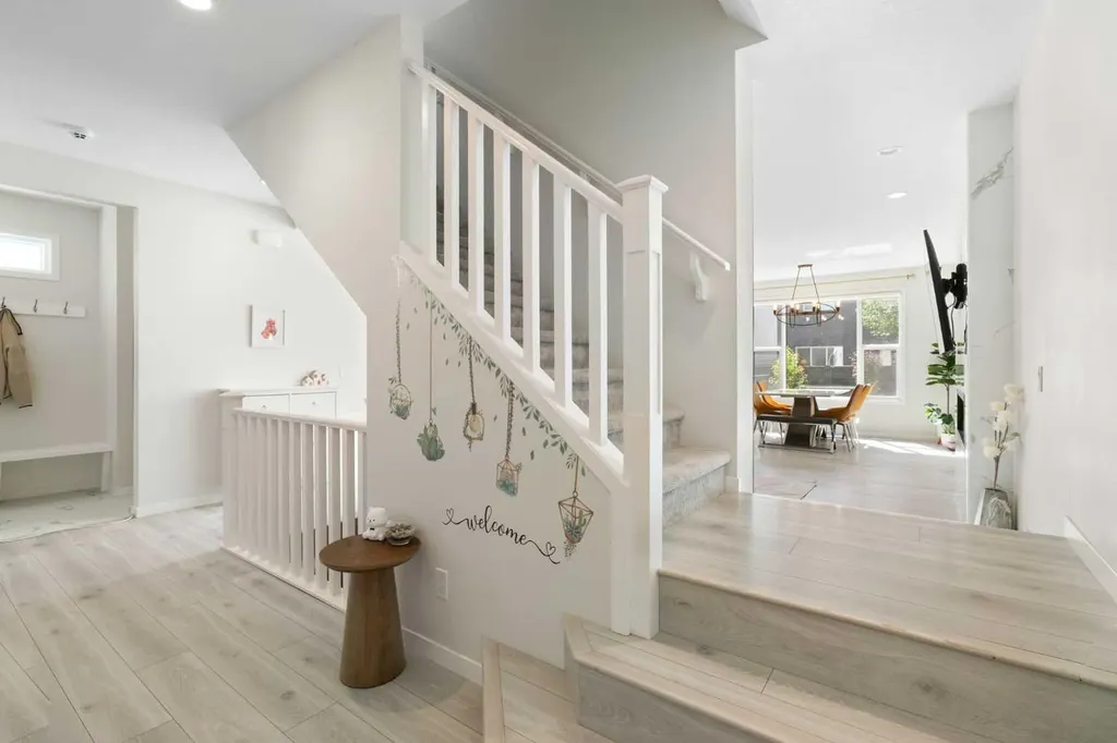 26 Seton Manor SE Calgary AB T3M 2V8