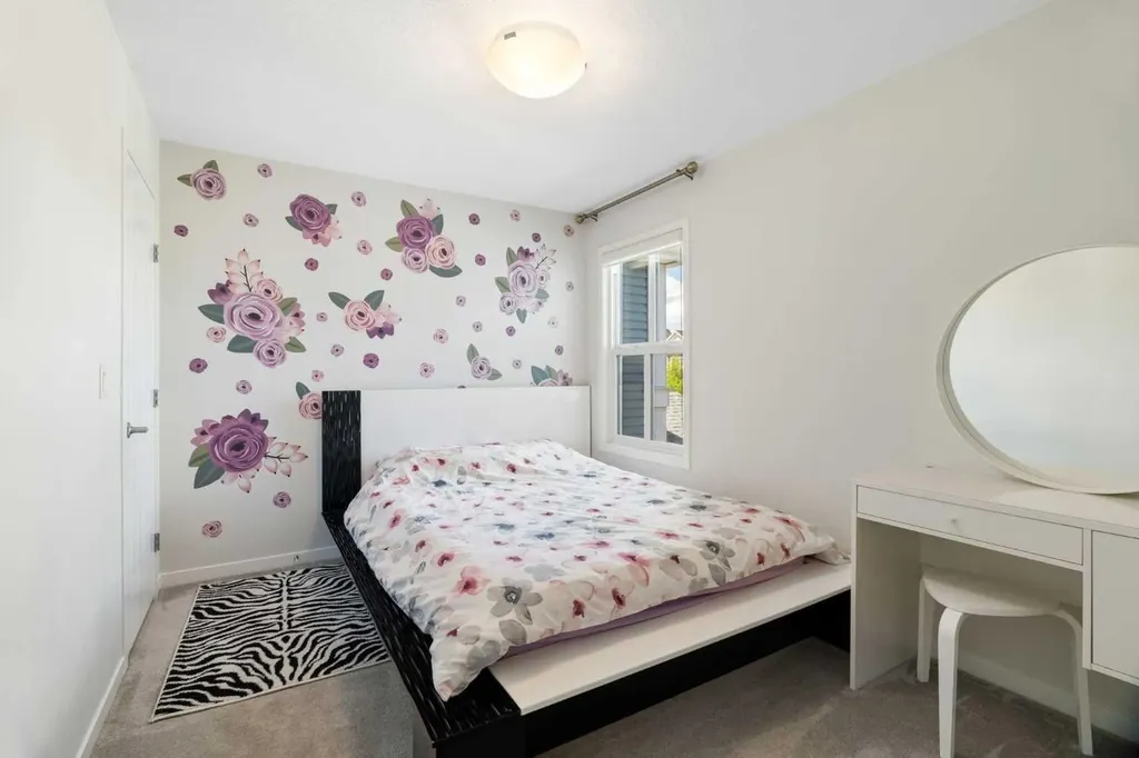26 Seton Manor SE Calgary AB T3M 2V8