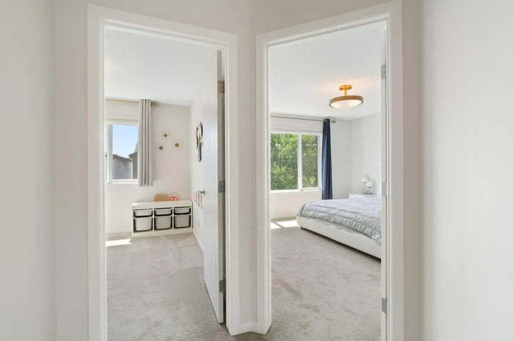 26 Seton Manor SE Calgary AB T3M 2V8