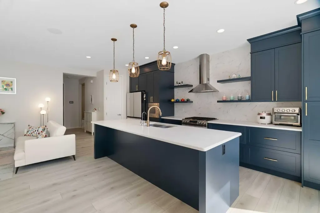 26 Seton Manor SE Calgary AB T3M 2V8